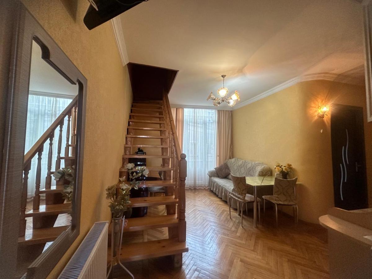 Giorgi Apartment Tbilisi Exterior foto