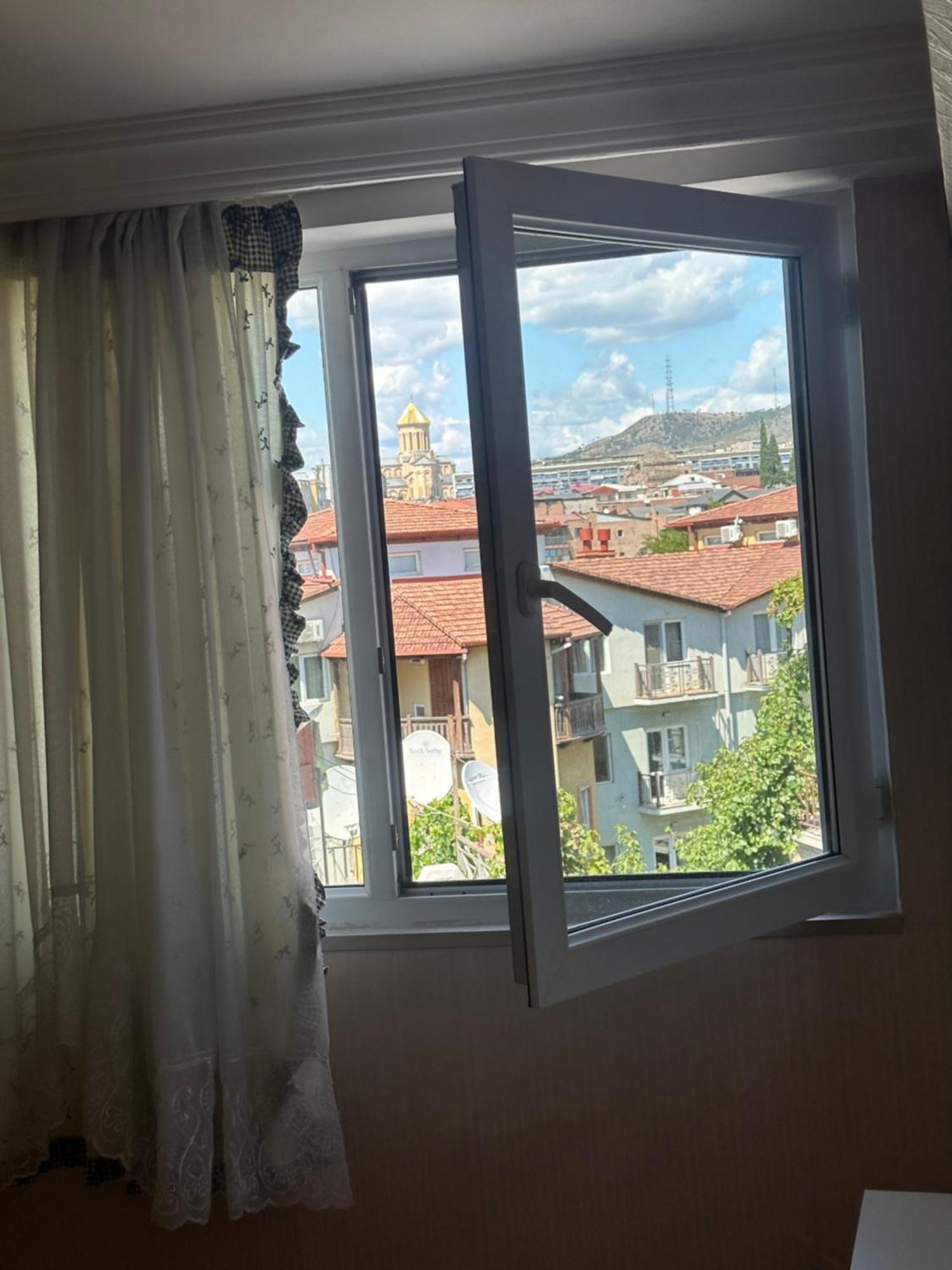 Giorgi Apartment Tbilisi Exterior foto