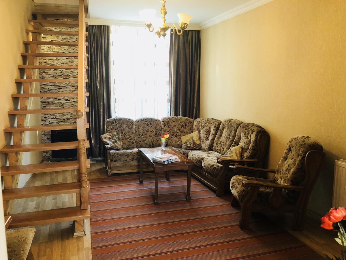Giorgi Apartment Tbilisi Exterior foto